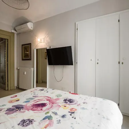 Centro Corso Matteotti 公寓
